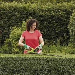 Garden Gear 20V Cordless Lithium-ion Hedge Trimmer -Garden Pro Shop D9532202000x200020IS204