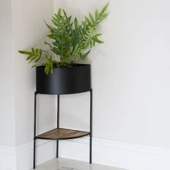 Indoor Kensington Metal Corner Planter Stand In Black H76Cm W30Cm 5 Indoor Kensington Metal Corner Planter Stand In Black H76Cm W30Cm -Garden Pro Shop IKMCPSB76 2 copy